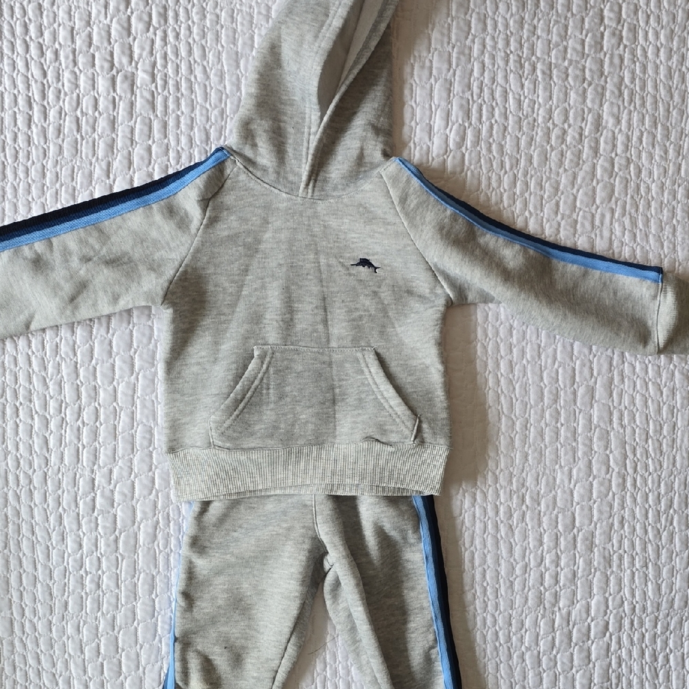 Tommy Bahama 2t Outfit